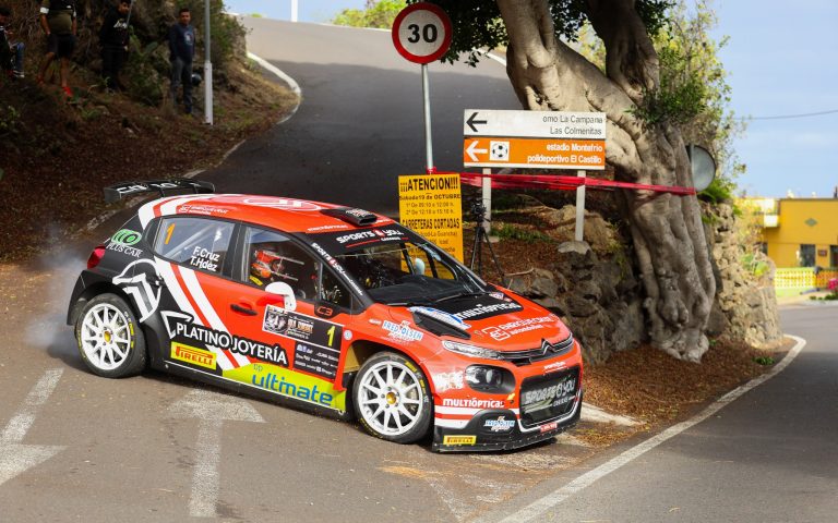 Fernando Cruz y Tecorice Hernández lideran el 50º Rallye Orvecame Isla Tenerife